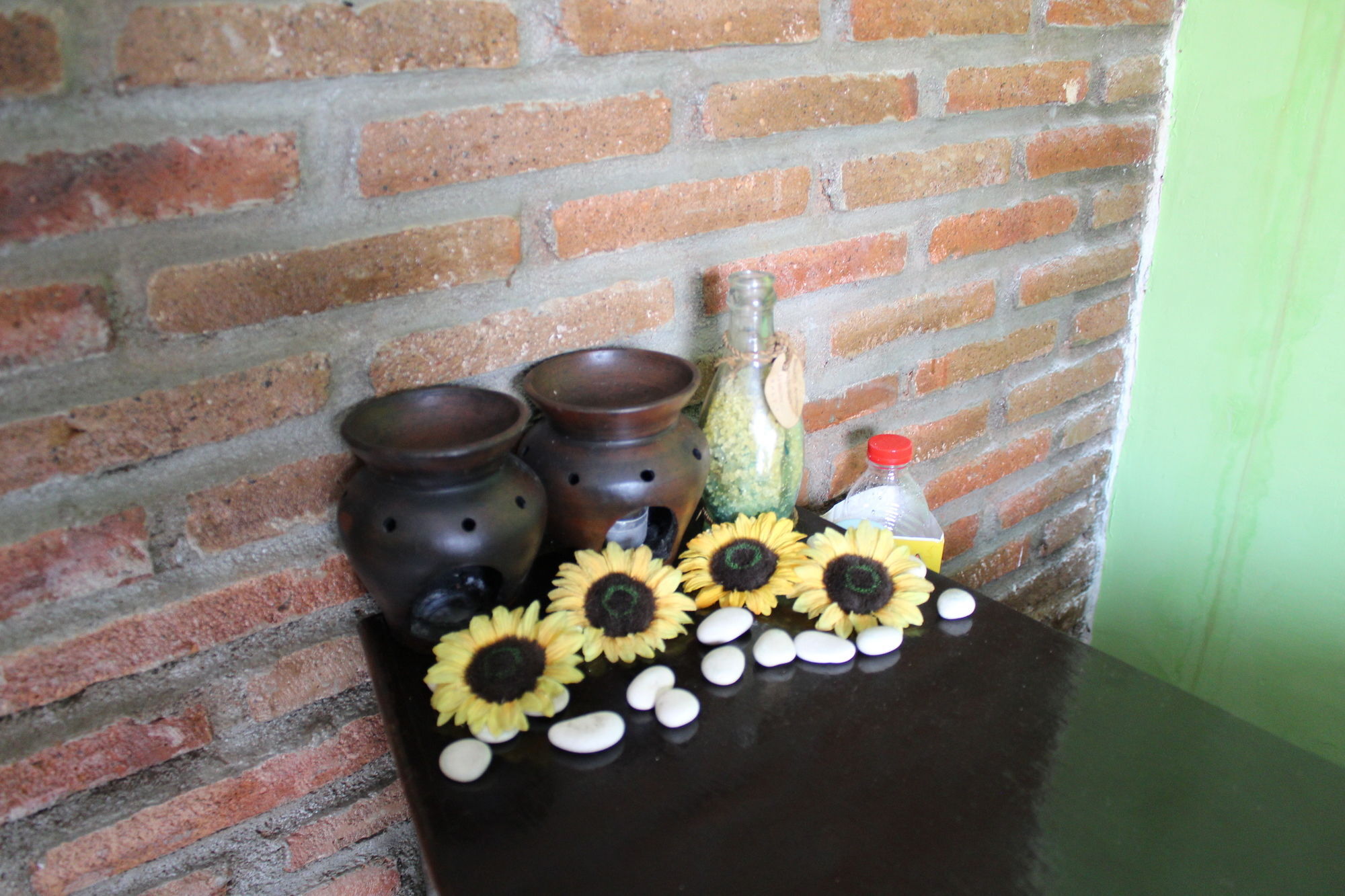 Hotel Grand Rosela Yogyakarta Exterior photo
